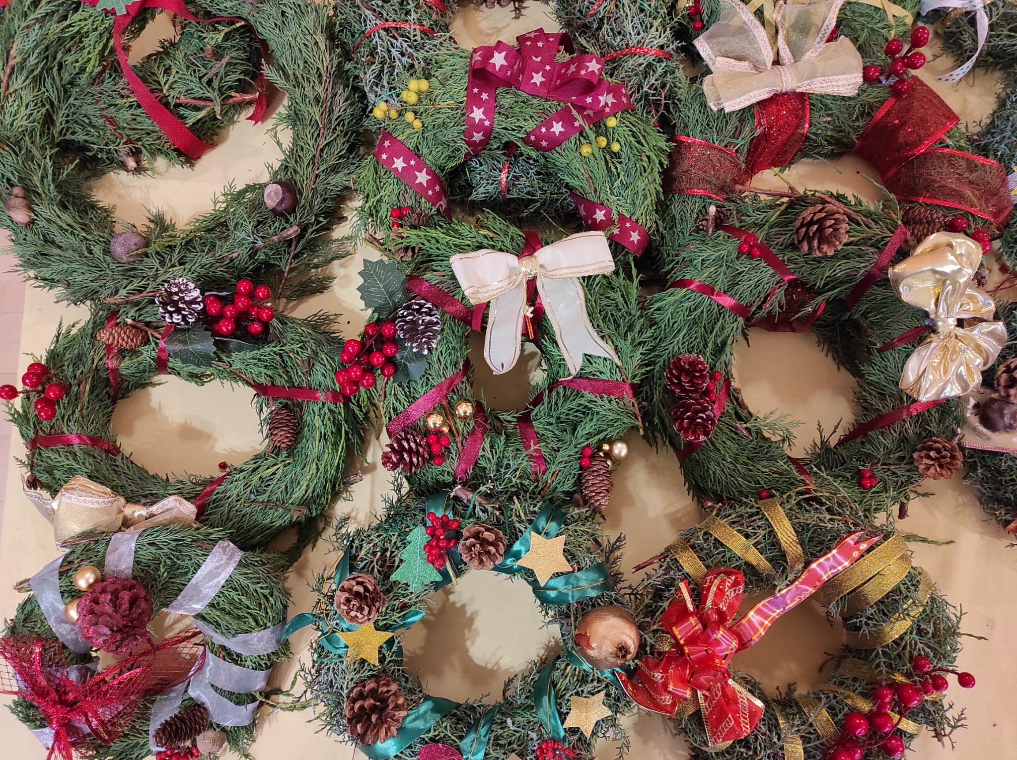 Ideas creativas para decorar tu escuela, image size:2048x1532